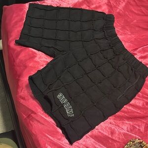 Authentic Supreme shorts sz medium